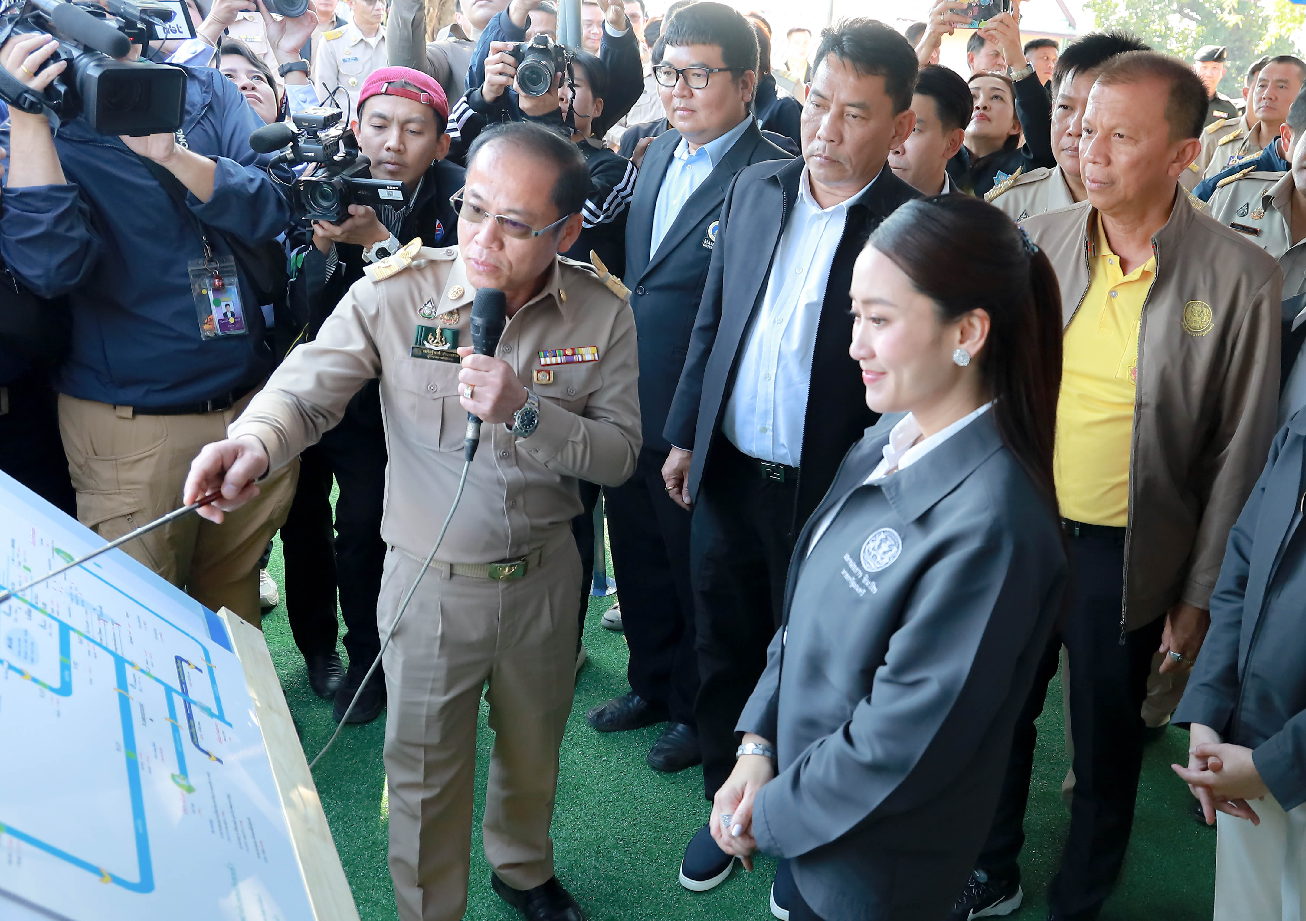 นายกรัฐมนตรี ติดตามการบริหารจัดการน้ำพื้นที่บึงบอระเพ็ด จังหวัดนครสวรรค์