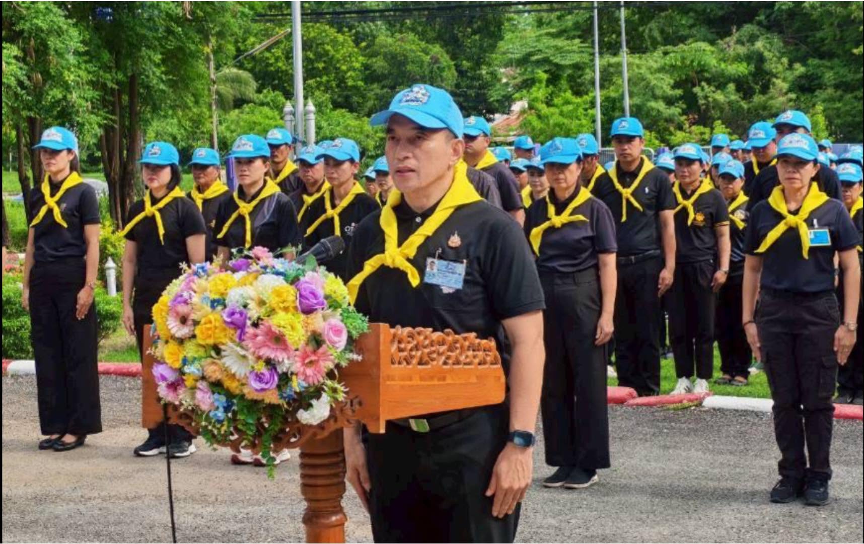 อุตรดิตถ์จัดกิจกรรมจิตอาสาพัฒนา เนื่องในวันอานันทมหิดล ร่วมปรับภูมิทัศน์และเยี่ยมกลุ่มเปราะบาง